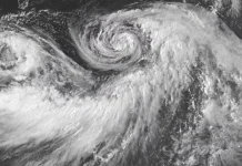 El hüracán Iona agarra fuerza en el océano Pacífico pero no supone una amênâza para Hawái (+ Detalles)