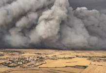 El primer gran incêndio del verano en España deja 2 fallecïdos y una nube como la de un volcán (+ Detalles)