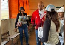 Gobernador Luis Reyes Reyes inspeccionó la escuela Encarnación de Castillo ubicada en la comunidad “La Ciénaga”