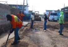 Con labores de asfaltado benefician a los habitantes de la calle Libertad en Coro