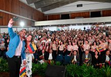 El futuro de La Guaira: gobernador José Alejandro Terán entrega reconocimientos a 200 bachilleres con los mejores promedios del estado (+ Fotos)