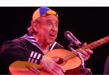 Reaparece Quico en Perú: Carlos Villagrán continúa en el escenario a los 81 años (+ Detalles)