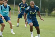 Salomón Rondón destacó su reencuentro con Santi Cazorla en su presentación con el Real Oviedo