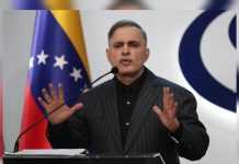 Tarek William Saab compartió declaraciones de venezolanos detenidos en El Salvador: denüncia crímënês de lêsä humanidad