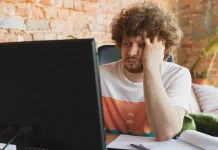 Expertos advierten sobre estafäs en supuestos trabajos relacionados con «tareas simples» en redes sociales y plataformas