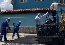 Avanza plan de asfaltado para rehabilitación vial del sector La Encantada en Barcelona