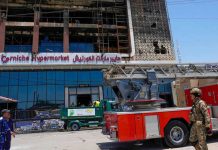 Devastador incendio en un centro comercial de Irak dejó un saldo de al menos 60 fallecïdos
