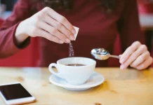 Estudios recientes vinculan el consumo de edulcorantes artificiales con un inicio temprano de la pubertad