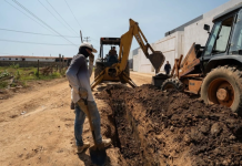 Arrancó rehabilitación vial de 8 calles en el sector La Encantada de Barcelona con más de 5 mil toneladas de asfalto