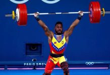 El venezolano Julio Mayora conquista oro panamericano y rompe récord continental en modalidad de envión