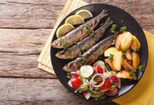 Sardinas frescas o enlatadas: un alimento económico, asequible y muy nutritivo que ayuda a prevenir enfermedadës cardiovasculares