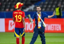 El padre de Lamine Yamal lo defiende tras su polémica fiesta: «Quien hable mal de mi hijo, que se mire su espalda»