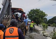 Inician trabajos de emërgęnciä en Puerto Nutrias del estado Barinas para drënar aguas represadas
