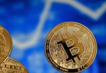 El bitcóin rømpe su techo histórico y se cotiza por encima de los 122.000 dólares