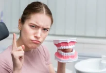 Conoce la rutina anual que debes hacer para combatir la placa dental: expertos recomiendan también comprar un cepillo de dientes adecuado para tu caso