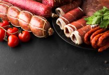Estudio revela que consumir altas cantidades de carne roja procesada en la dieta diaria eleva el riësgo de desarrollar demencia