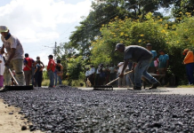 Plan de Asfaltado llega a Páez: colocan 90 toneladas de mezcla en calles de Río Chico para mejorar la vialidad