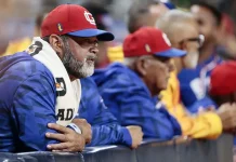 El venezolano Oswaldo Guillén recibe homenaje en Chicago por su legado en las Grandes Ligas como jugador y mánager