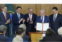 Brasil anuncia créditos por valor de 4.700 millones de euros para los exportadores afêctados por los aranceles de EE.UU (+ Detalles)