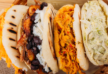 Nacen las “Arempanadas”: la fusión de empanadas chilenas y arepas venezolanas