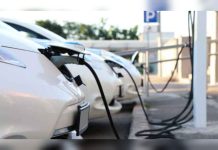 Ola de calor en Europa revela un dĕsăfíø inĕsperadø: los incĕndiøs de autos eléctricos y su dïfícïl ĕxtïnción