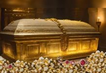 Descubren tůmbă milenaria con más de 110 kilos de oro valuados en 90 millones de dólares, patrimonio invaluable de Egipto