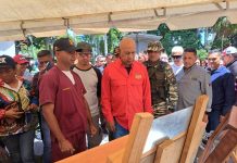 Gobernador Luis Reyes Reyes se sumó a la jornada de alistamiento de la Milicia Bolivariana realizada este sábado en Barquisimeto