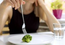 La «dieta de las princesas» se vuelve viral: Médicos advierten sobre sus gravës riesgös para adolescentes