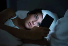 Procrastinación: el hábito de robarle horas al sueño para tener tiempo libre que pasa factura a la salud