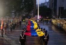 Venezuela conmemoró el 219 aniversario del izamiento de la Bandera Nacional (+ Detalles)