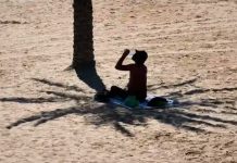 El mundo registró su tercer julio más caluroso de la historia a la par que siguen los fenómenos climáticos extremos