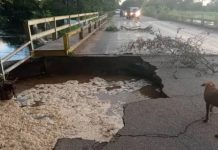 Puente Payarita de Apure colapsó y provocó la suspensión del tránsito vehicular