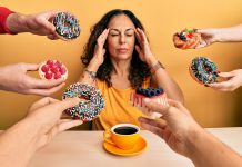 Consumir estos alimentos y bebidas constantemente aumentan los niveles de cortisol en el organismo