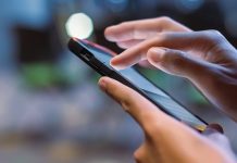 Ciudad en Japón propone limitar el uso de los teléfonos inteligentes fuera de las escuelas y trabajos (+ Detalles)