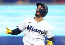 Máximo Acosta se impone en sus primeros partidos con los Marlins en la Gran Carpa El novato venezolano