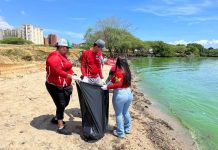 Más de 2.5 toneladas de basura fueron retiradas de las playas del Zulia durante jornada especial de limpieza