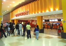 La empresa Cines Unidos presentó problemas en el estreno de la película de Daemon Slayer causando molestïas en los asistentes (+ Detalles)