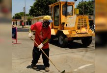 Alcaldía de Maracaibo impulsa limpieza urbana y asfaltado en Prolongación Circunvalación 2 (+ Fotos)