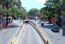 Cierre nocturno en la avenida Andrés Bello por trabajos de rehabilitación vial en Caracas durante una semana