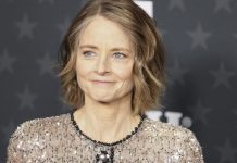 La actriz y directora estadounidense Jodie Foster confiesa que le gustaría hacer una película con Pedro Almodóvar