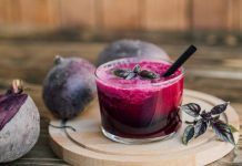 Conoce cuál es el jugo natural rico en antioxidantes que depura el hígado: aprende a prepararlo fácil y rápido