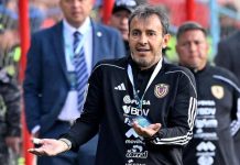 Fernando Batista sobre el partido de esta noche contra Colombia: «Es como una final de un Mundial”