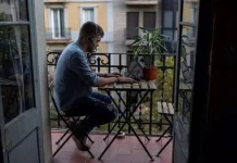 Un estudio afirma que el teletrabajo podría reducir las oportunidades de ascender y de tener un mejor salario: los jefes ascienden a la gente a la que ven (+ Detalles)