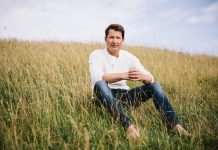 James Blunt celebrará en Valladolid los 20 años de su álbum ‘Back to Bedlam’ con un concierto en la Plaza Mayor