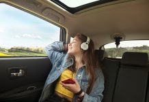 Estudio reveló que hay géneros musicales que ayudan a reducir los mareos durante un viaje
