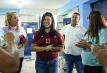 Alcaldesa Sugey Herrera supervisa avances en la rehabilitación de escuelas de Barcelona