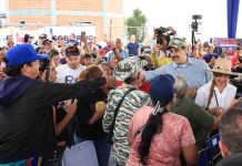 Jefe de Estado venezolano afianza el nuevo modelo económico post rentista con visita a la Comuna «Era Bicentenaria» (+ Detalles)