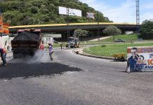 Reforzando la seguridad vial: avanzan trabajos de asfaltado en Distribuidor San Blas de Valencia