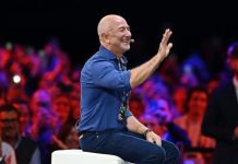 Jeff Bezos revela su filosofía de negocio: «Prefiero perder una venta que un cliente»