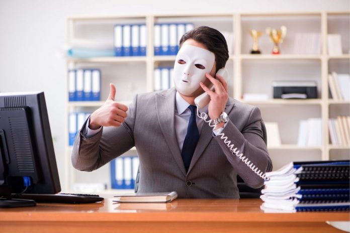 Empleado-con-el-síndrome-del-impostor-1